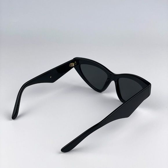 D&G DG4439 501/87 Sunglasses Black Dark Grey Cat Eye Women main image 5